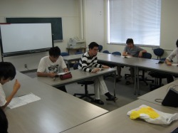 英語の勉強会の様子